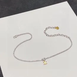 Colares pendentes Colar de corrente fina de diamante de luxo, simples e versátil, com personalidade artística