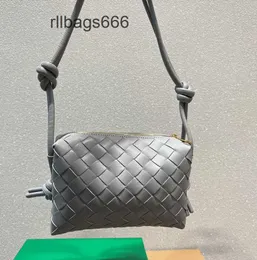 Messenger женская сумка сумочка Bottegs Brand Loop Venettaly Bags Woven Bag Camera Mini Cloud Hobo Fashion Jodie Кожаные сумки на плечо SGVN SGVN