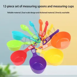 أدوات قياس مجموعة من 12 قطعة من الملعقة البلاستيكية الملونة ومجموعة الكوب