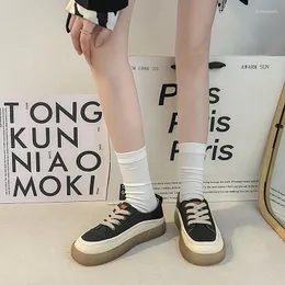 Casual Shoes European och American Women's Autumn 2024 Color Matching Soft Fabric Tjock Sole Vulcanized Platform TRAF