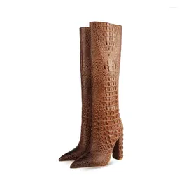 Boots McNabney 2024 Women Leather Pointed Tee Tee Heel Cheel Long Knee High Slip على يدوي مصنوعة في فصل الشتاء الخريف