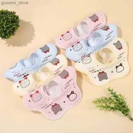 Bibs Busp Cloths Baby Cotton Bibs 화려한 인쇄 소프트 스냅 버튼 타액 타월은 유아 어린이에게 먹이를주는 침을 장 턱받이 소년 액세서리 선물 선물 Y240415Y240417dg5x