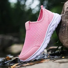 Sapatos casuais femininos esportes andando tênis atléticos respiráveis para mulher leve garotas de corrida tênis de tênis fitness