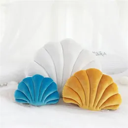 Cushion Decorative Pillow Love Present Soft Fleece Chic Fresh Sea Shell Shape Warm Home Sofa Car Decorating