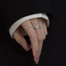 S925 Pierścień srebrnego srebrnego żeńska nisza projektowa moda Temperament zimny wiatr Regulowany palec wskazujący pierścień męski