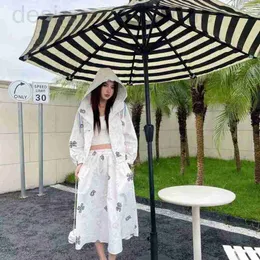 Signe Designer Brand High Welned Welf Skirt for Women in estate di nuove piccole lettere stampate in stile profumato, riduzione dell'età e versatile A-Line Grande ombrello Efea
