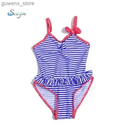 Jednoczęściowe 6-36-miesięczne dziewczęta w paski stroje kąpielowe Falbala Nowe dzieci Monokini Summer Bow Girls Swimsuit One Piece Kąpiel kąpielowa 72 Y240412Y240417WVR3