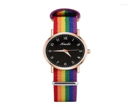 ساعة Wristwatches Women Women Quartz Watches Ladies Rainbow Color Fabric Belt Wristwatch for Systlish Pracelet Bracelet Watch Watch Reloj M6321907