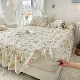 Romantica gonna da letto per pelle inverno autunno inverno amichevole cotone coperto antiskid materasso protettivo decorazione 240415