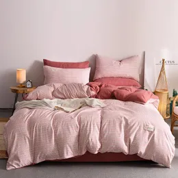 Bettwäschessätze Bettwäsche-Set Duvet Covering Größe Set Baumwollplaid 4PCS Einfacher gestreifte Hipster Vierköpfiger japanischer Prinzessinstil