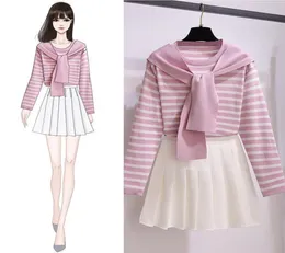 ICHOIX Mini Kit Piegliata Casual Cash Set Women Pink Top White Skirt White Autumn 2 pezzi Outfit Korean Style1251210