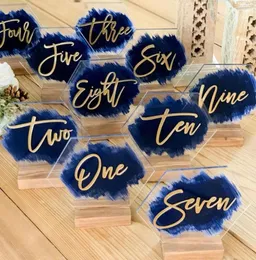 Números de mesa de casamento de acrílico pintados à mão personalizados com caligrafia no número de costas para decoração rústica de casamento moderno437529224815