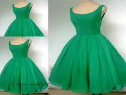 Vintage 1950039s Short Emerald Green Cocktail Dress Sexig Scoop Neck Chiffon Cute Party Prom och Homecoming Dress1729659