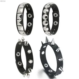 Andere Armbänder mit Stachel gestoßen Nieten Armband Schwarz Leder Nieten Punk Armband Manschette Wickel Bangel Metall Armband für Männer Frauen Gothic Accessoiresl240415