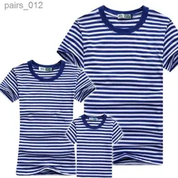Herr t-shirts herr t-shirt marinblå och vita ränder korta ärmsportmens t-shirt par föräldrar barns topp o-hals casual t-shirt yq240415