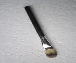 Makeup Single Brush 190 Professional Foundation Brush 1PCS05395651