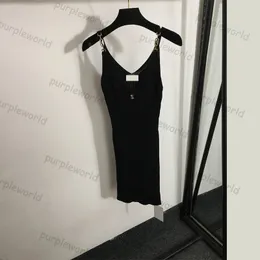 Vestido de malha de verão para feminino sexy v pescoço sem mangas metal fuckle vestidos