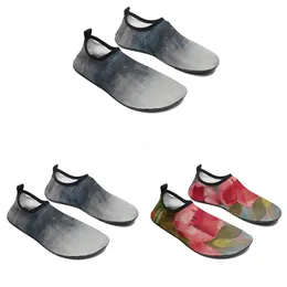 men women customized wading shoes cartoon animal design diy word black white blue red slip-on mens trainer 139