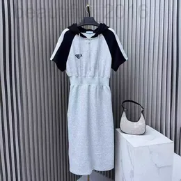 Vestidos casuais básicos designer 2024 verão novo produto prateleiro com capuz com capuz com zíper do zíper traseiro com capuz de pulôver impressa para mulheres h5xt