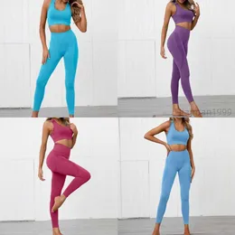 Йога наряды 2024 Осенью в спортзале Set Women Trake Out Ordent Sportswear Женская одежда для бездельного фитнес -костюма Blue Purple Grey Pink