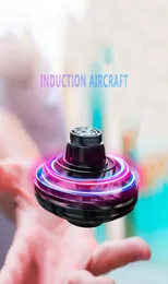 Flynova Flynova UFO Spinner Toy Kids Portable volante a 360 ° 360 ° Shinning Electric/RC Aircraft LED LED Rilascio di natale Flying Shive Red5310803