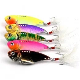 50pcs هزازات الصيد 5.5 سم 11.8g Vib ملعقة Squid Bait Erure Top Water Tackle Drop Droper