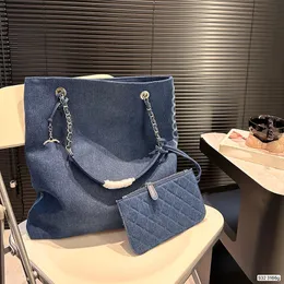 Vintage Denim Large Tote Bag Fashion Womens Shoulder Bag Classic Blue Denim Bag Silver Hardware Metal Cc Small Pendant Luxury Handbag Crossbody Bag Makeup Bags 40cm