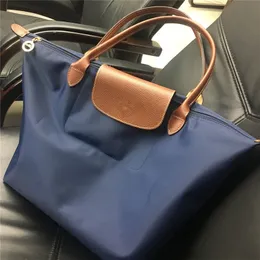 مصمم حقيبة حقيبة اليد حقيبة يد المرأة بالجملة بالجملة متعددة الوظائف سعة كبيرة النايلون حقيبة تسوق متعددة الاستخدامات.