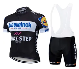 2019 Black Quickstep Cycling Clothing Cloth Jersey Quick Dry Bicycle Clothes Mens 여름 팀 사이클링 유니폼 9D 자전거 반바지 Set7648399