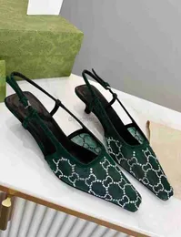 10a spegelkvalitet kvinnor slingback sandaler pump aria slingbacks skor presenteras i svart nät med kristaller glittrande motiv bakspännen stängning storlek 35-40