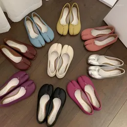 Scarpe casual 2024 marchio estivo Spazio di punta di punta Donne ballerina Ladies Laofer Moccasins Muje