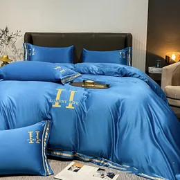 Verão lavado de seda seda conjunto de quatro peças gelo tencel colorido color lamada lenço de colcha bordado kit de presente de cama por atacado