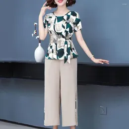 Zweiteilige Hosen für Frauen 2 PCs/Set Women Top Set Floral Print kurzärmelige Schnürhalterung T-Shirt Weitbein mit mittleren Alter weibliche Hosen