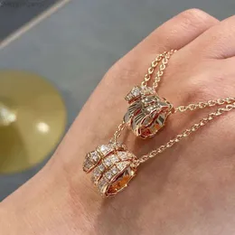 Designer Bvlgarys925 smycken Bulgarie Armband 925 Pure Silver Treasure Home Full Diamond Snake Halsband pläterad med 18K Rose Gold Three Rings Head and Tail Diamond