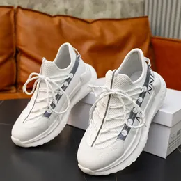 Luxury 2024S/S Trailgrip Lite 2 Sneaker Scarpe da uomo per pista da uomo per camminato casual a camminata famosa marca in gomma a maglia alesa per le gocce per matrimoni per matrimoni EU46