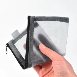 2024 Nya enkla transparenta mesh kosmetiska lagringspåse klara dragkedja blyertsfodral nylon makeup pouch bärbara resor toalettartiklar handväska för