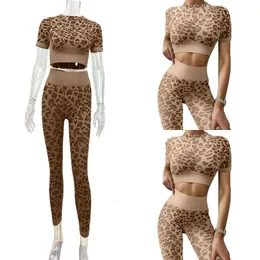 Leopard Yoga Printed Litness Set Suit Suit Suit Top و Pants Fitness Set Set 2024