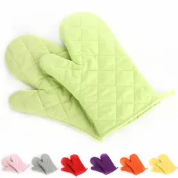 new 2024 1Pcs Microwave Oven Glove Insulated Kitchen Tool Baking Gloves Cotton Heat Resistant Non-slip Mitten Kitchen Gloves for microwave