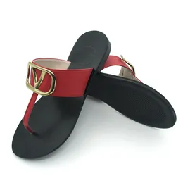 Alta qualidade de tendência de luxo de borracha de verão desliza praia Sandálias femininas Sapatos de designer VLTN Flip-flops chinelos de chinelos planos