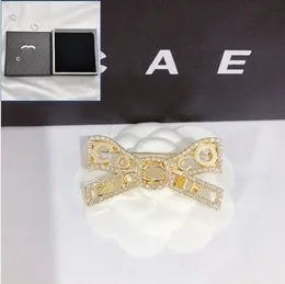 Luxury Gold-Plated Silver Plated Brooch, Designers New Butterfly Style Boutique Brooch High-Quality Jewelry Brooch Box Specially Designed For Women