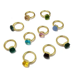 Anello solitario 2 pcs set mix impilato cristallo di colore 30 colori regalo di compleanno in stile caramella per donne 230620 consegna goccia dht0l