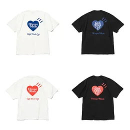 24SS 여름 오버 사이즈 일본 사랑 하트 편지 원통형 티 패션 남자 짧은 슬리브 스케이트 보드 Tshirt 여자 옷 애호가 캐주얼면 T 셔츠 0416