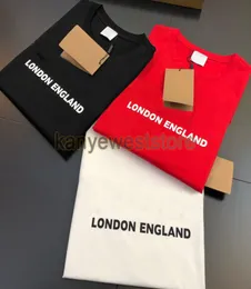 21SS 여름 디자이너 남성 남성 런던 런던 영국 클래식 레터 인쇄 T 셔츠 파리 남자 패션 Tshirt 최고 품질 거리 짧은 2311351