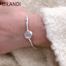 Bangle Bilandi Fashion Jewelry Sweet Korean Temperament Open Cuff Resin Charm Bracelets For Girl Women Delicate Design Accessories