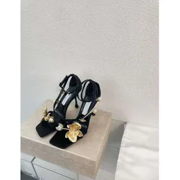 Elegant design brud bröllopsklänning sandaler skor cassandra lady blommor lyx varumärken höga klackar kvinnor promenad000