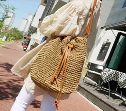 Casaul Rattan Women Shalledws Bags Wicker大容量トートTassel Crossbody Bag Summer Beach Big Purses Travel Bali Sac C8405832