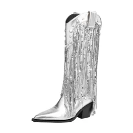 2024 Stile in pelle di pecore in pelle con pilastro appunti di punta di punta di punta di punta con boot da pistola per feste casual scarpe da festa casual da festa 7 cm tacchi grossi tacchi a diamante zircone di strass di strass 35-43