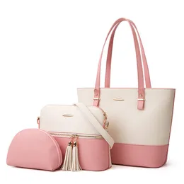 Praw de palha de alta qualidade Bag de bolsa de praia Designer de moda Sacos de compras femininos Novos Raffia Totes Tecida Bolsa de Bolsa de Beach de ombro 004