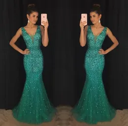 2017 رشيقة Green Prom Velight Dresses Mermaid Deep Vneck Major Long Celebrity Vricts Droths Dress for Party Wear Custom 4564224