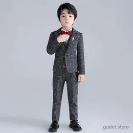 Abito per bambini smoking formale abito da sposa 2021 gilet blazer pantaloni da blazer pantaloni arco abbigliamento set scuola per bambini abbigliamento da ballo da ballo